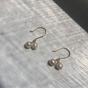Handmade earrings- Pearl earrings ; baroque style; baroque pearls
